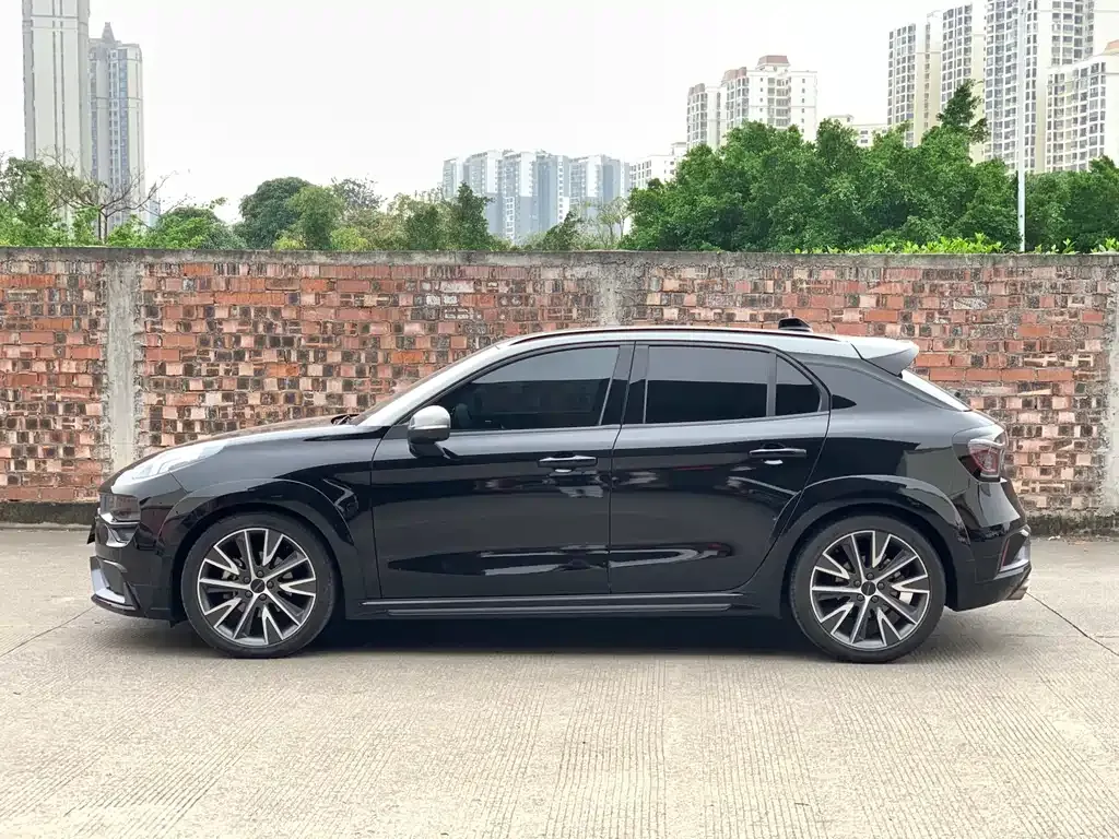 Lynk & Co 02 Hatchback 2023 из CN, фото 9
