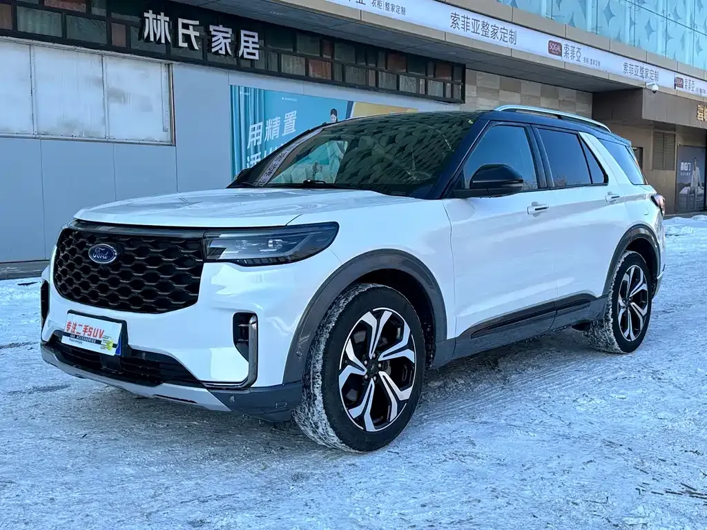 Ford Explorer 2023 из CN, фото 7