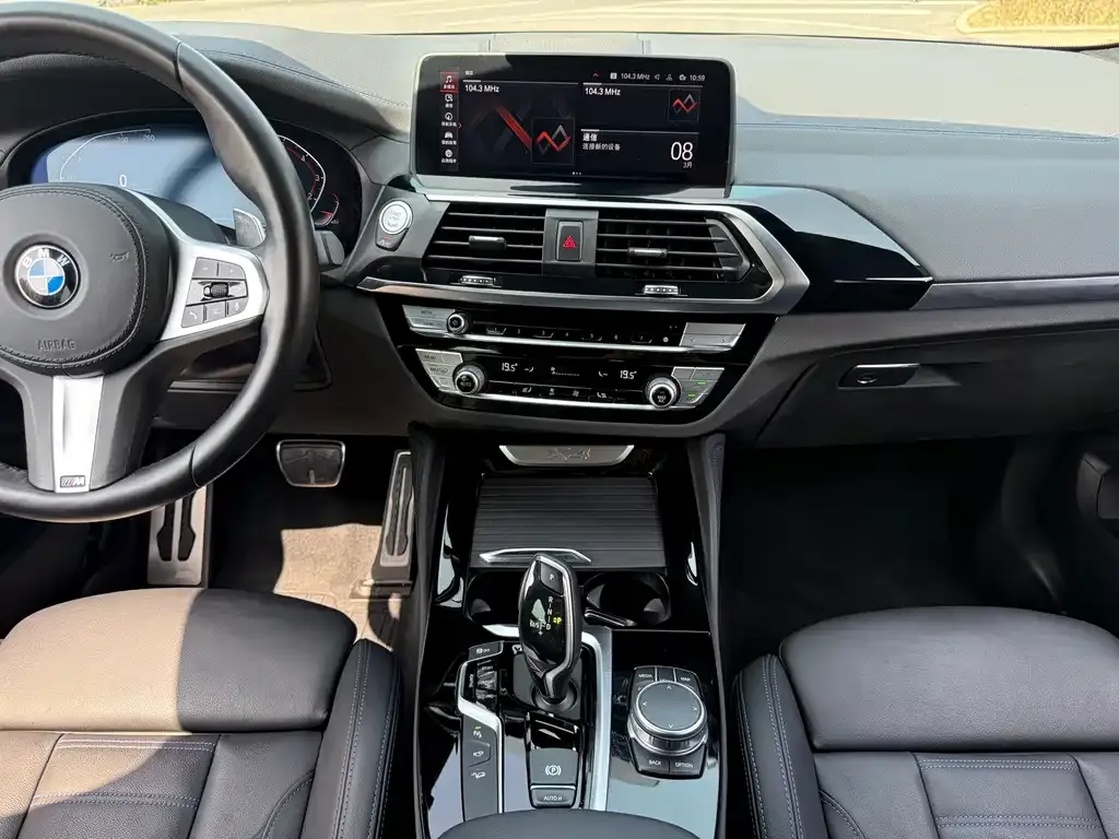 Mercedes-Benz GLE — фото 10