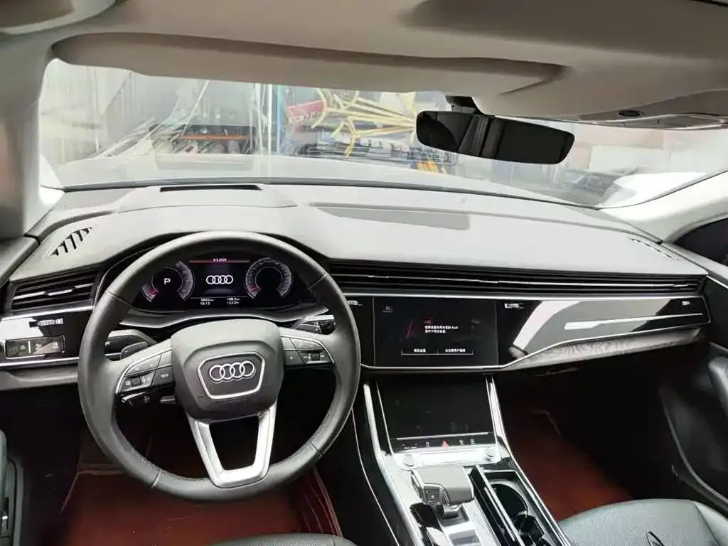 Audi Q8 2022 из CN, фото 3