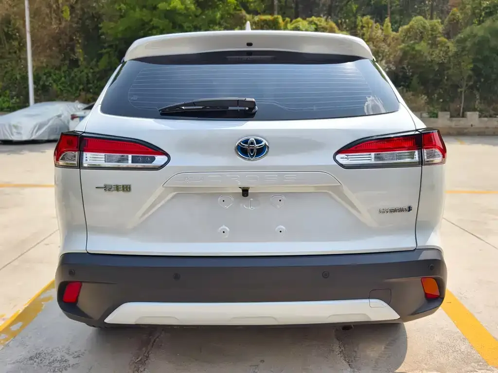 Toyota Corolla Cross 2023 из CN, фото 6