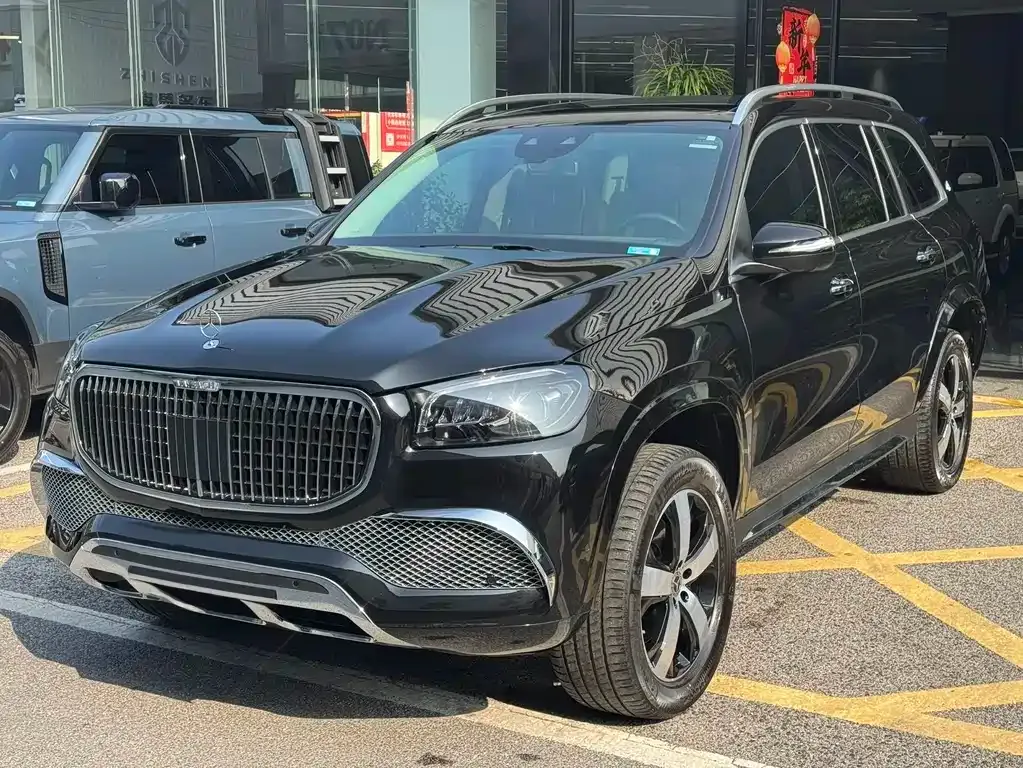 Mercedes-Benz GLS — фото 1