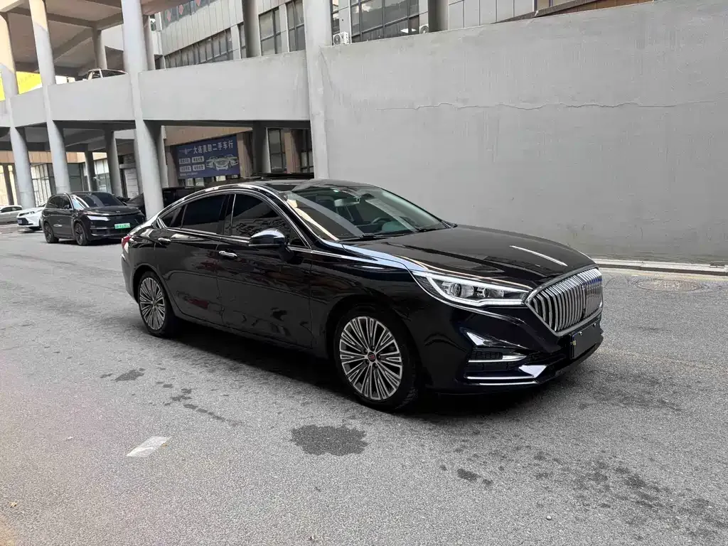Hongqi H5 — фото 3