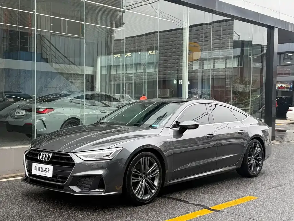 Audi A7 2023 из CN, фото 1