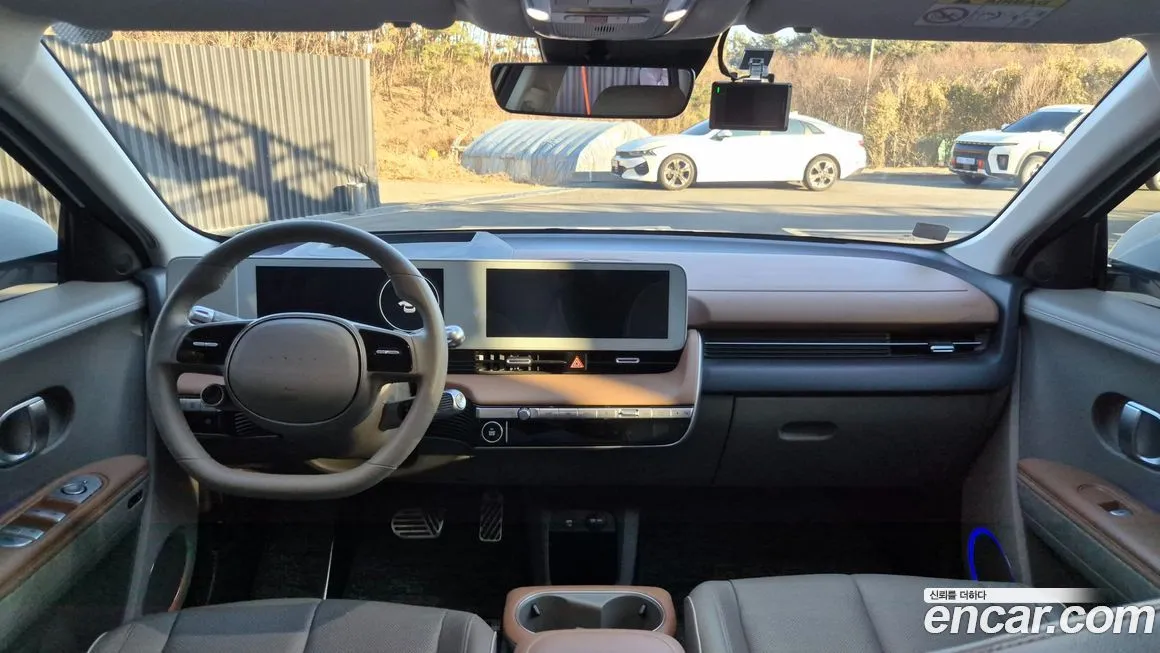 Hyundai Ioniq5 — фото 2