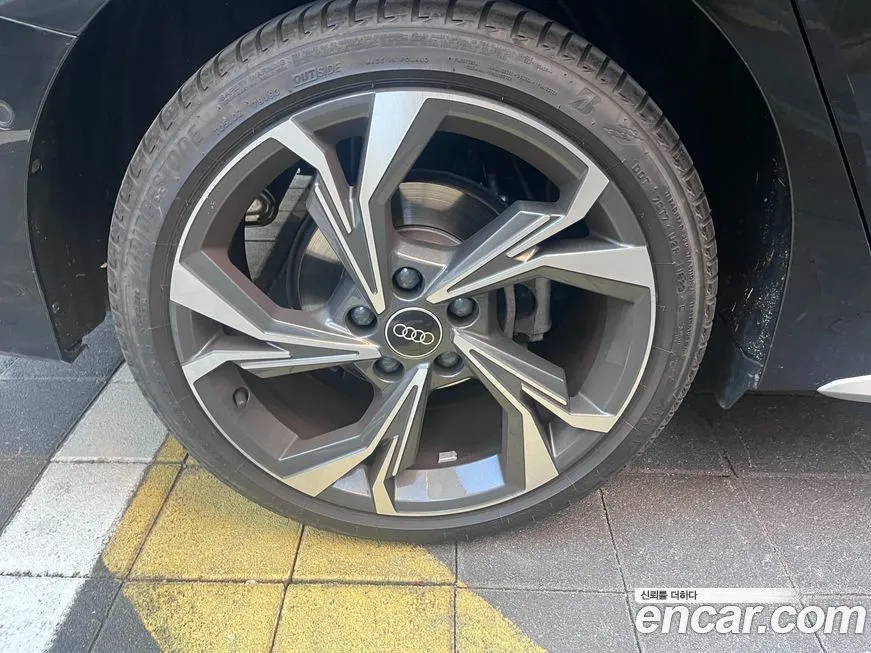 Audi A3 2023 из KR, фото 9