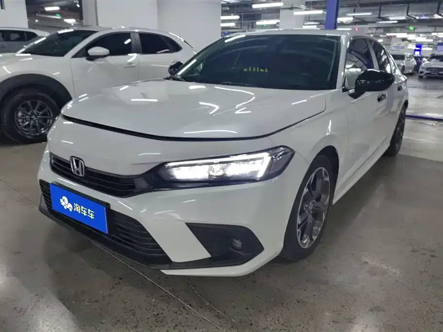 Honda Civic — фото 1