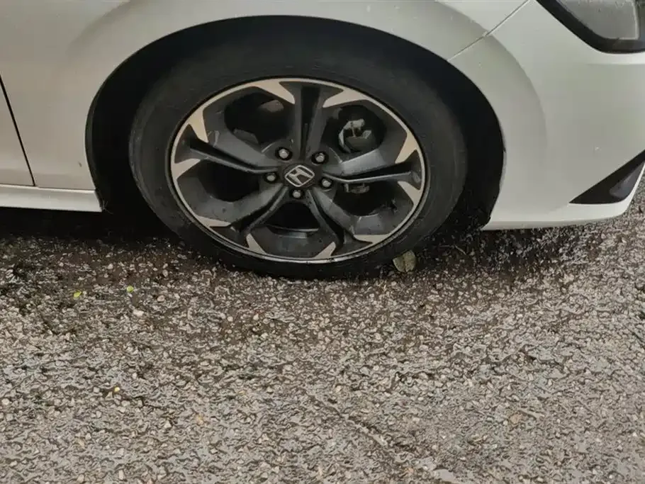 Honda Civic — фото 10