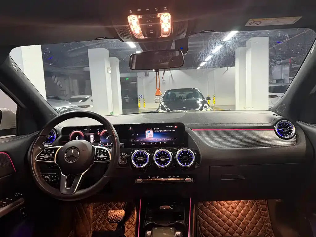Mercedes-Benz GLA — фото 10