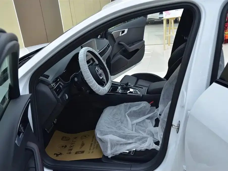 Audi A4L 2026 из CN, фото 3