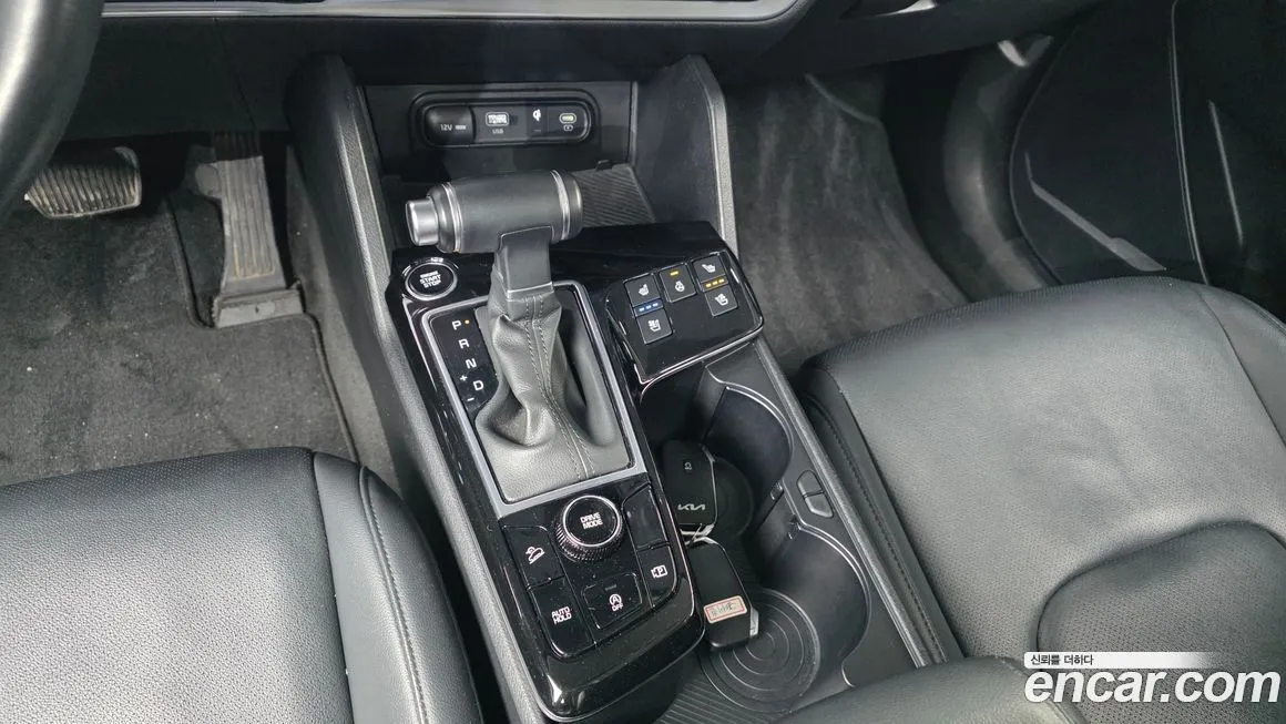 Kia Sportage — фото 10