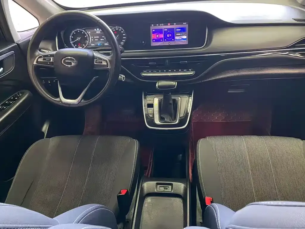 GAC Motor Trumpchi M6 — фото 4
