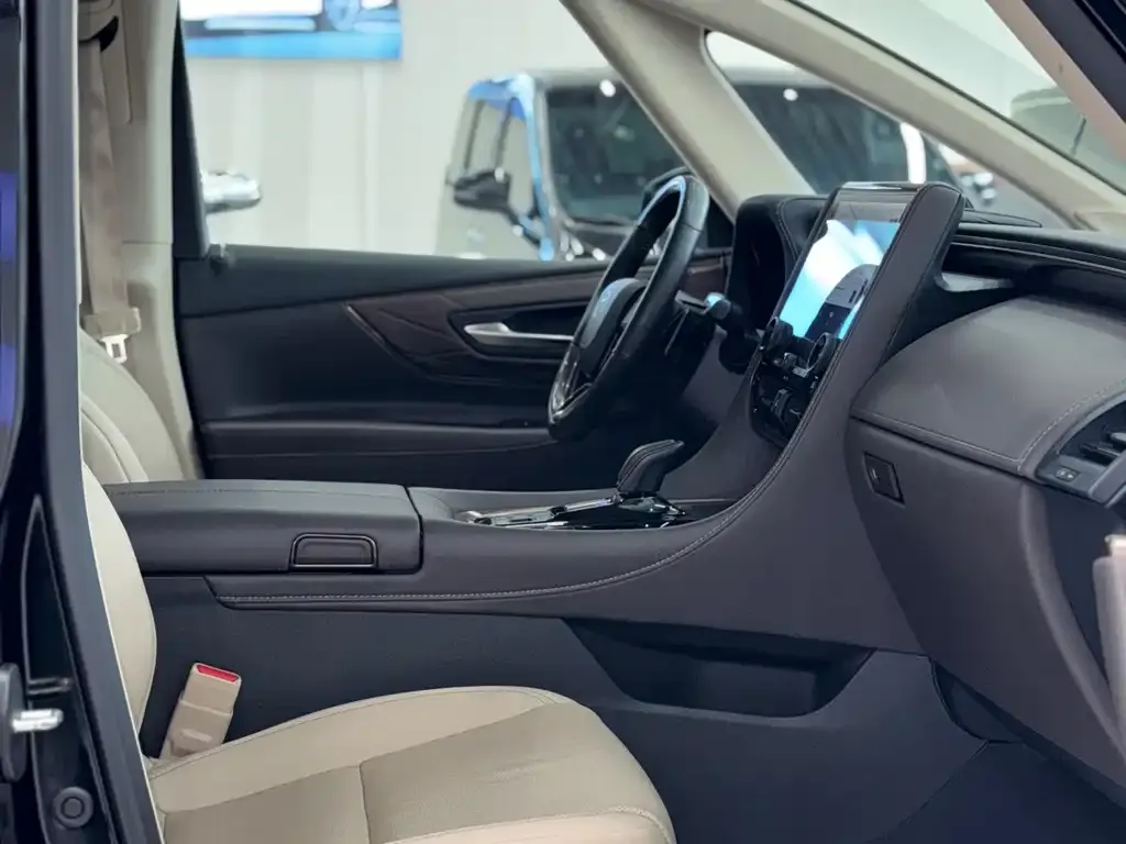 Toyota Alphard 2024 из CN, фото 4