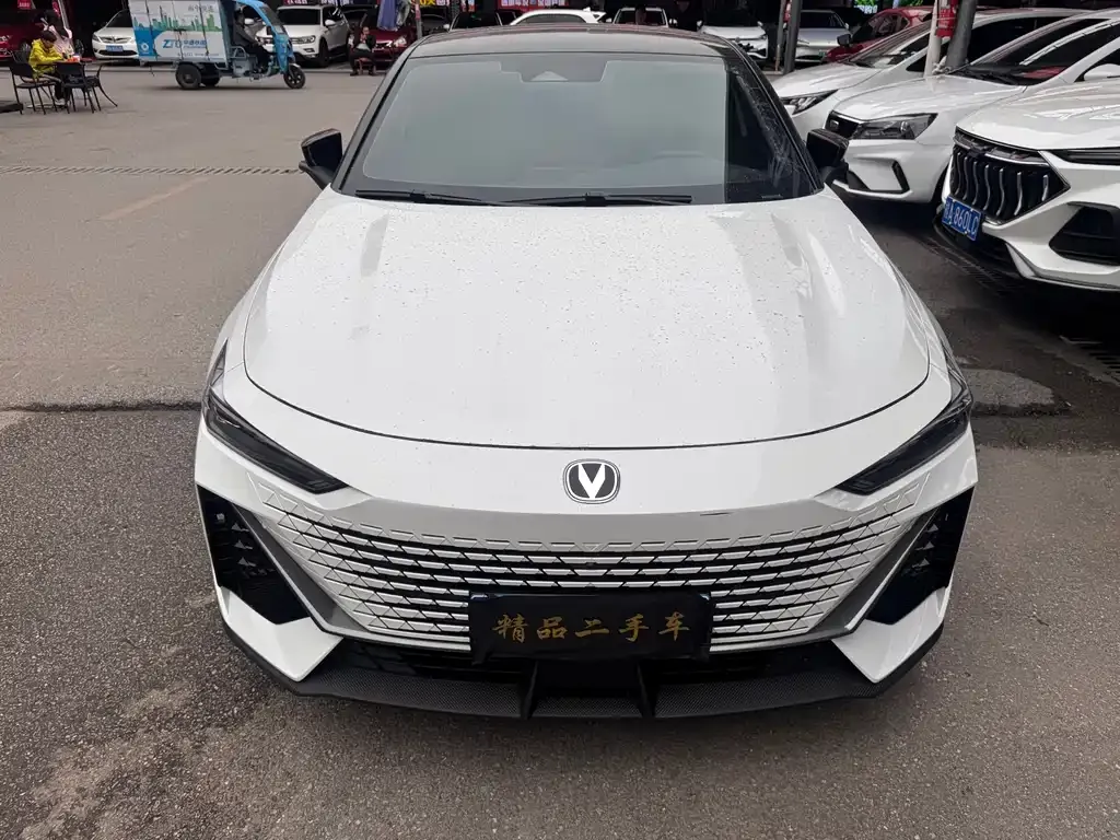 Changan UNI-V 2023 из CN, фото 2