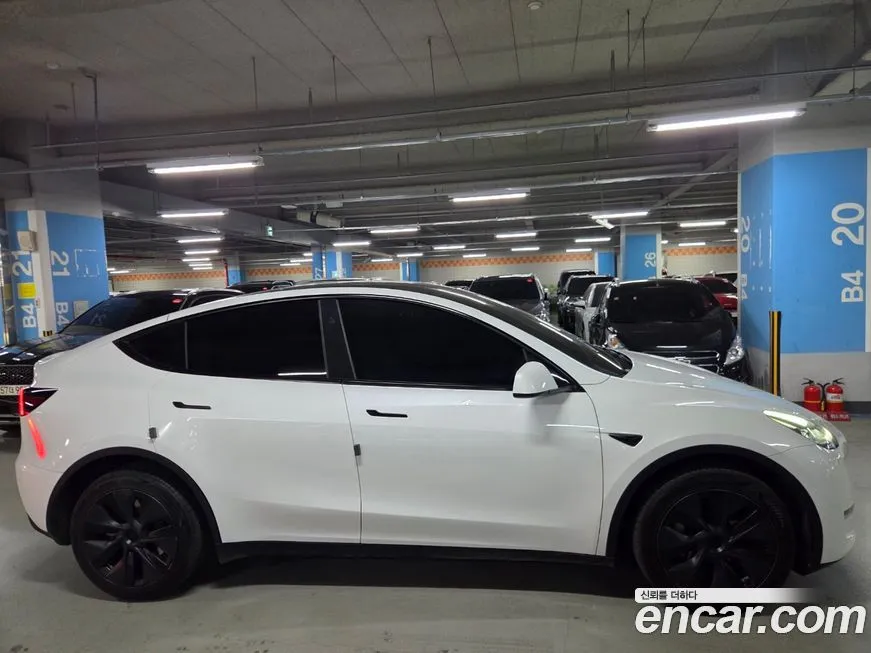Tesla Model Y 2024 из KR, фото 3