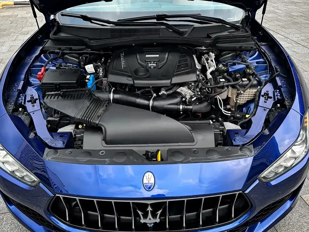 Maserati Ghibli 2021 из CN, фото 3