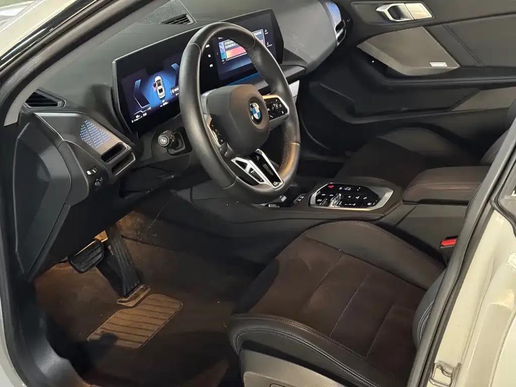 BMW 2 Series 2025 из CN, фото 6