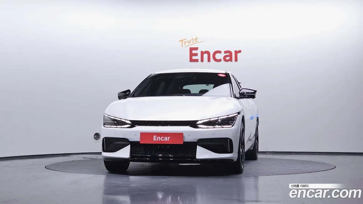 Kia EV6 2023 из KR, фото 3