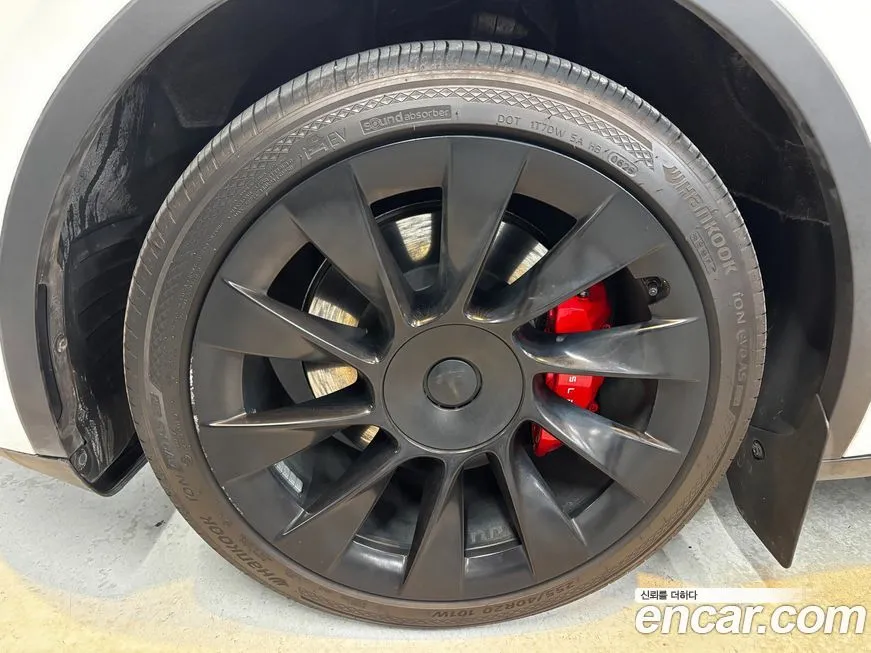 Tesla Model Y 2022 из KR, фото 8