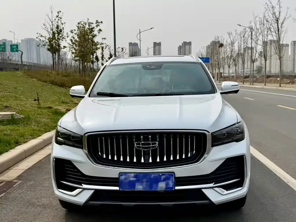 Geely Xingyue L — фото 8
