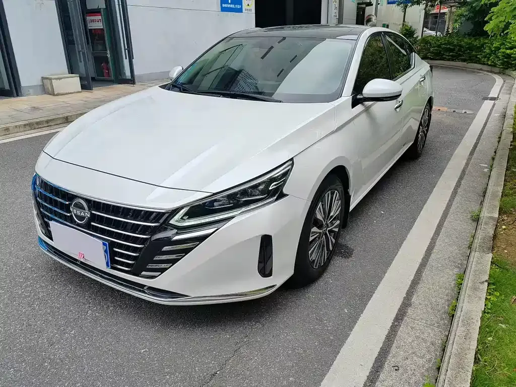 Nissan Teana 2023 из CN, фото 1