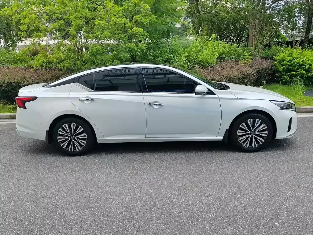 Nissan Teana 2023 из CN, фото 10