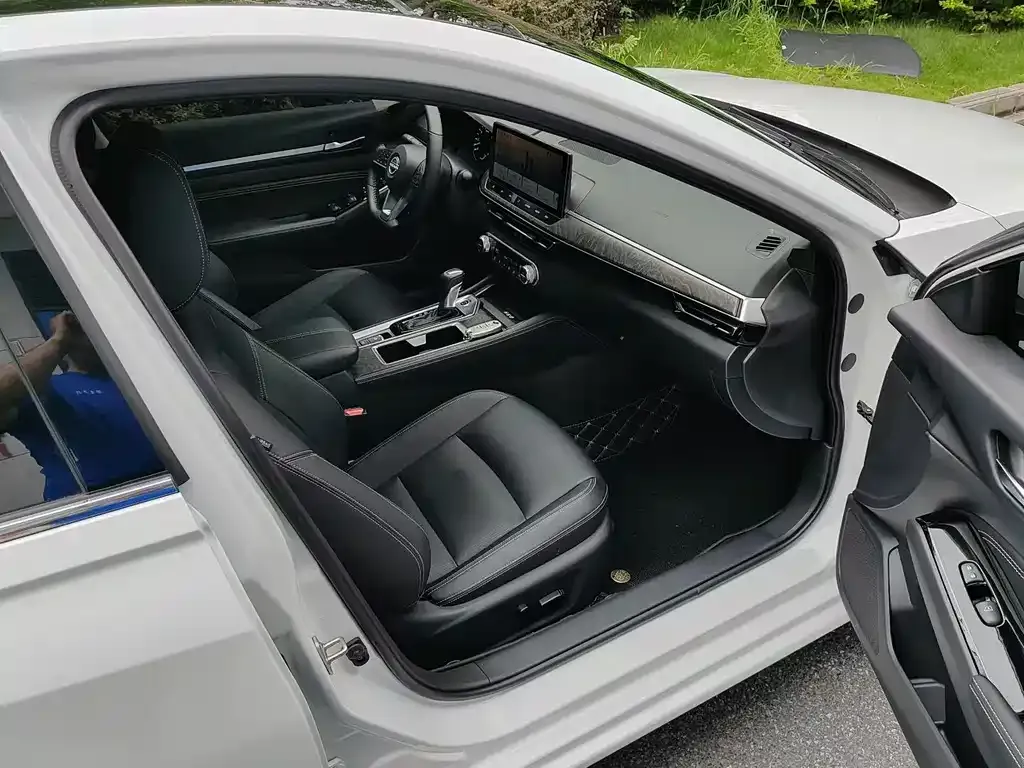 Nissan Teana 2023 из CN, фото 3