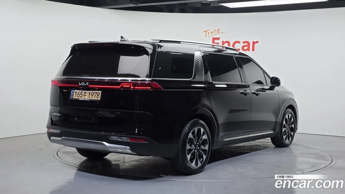 Kia Carnival 2023 из KR, фото 3