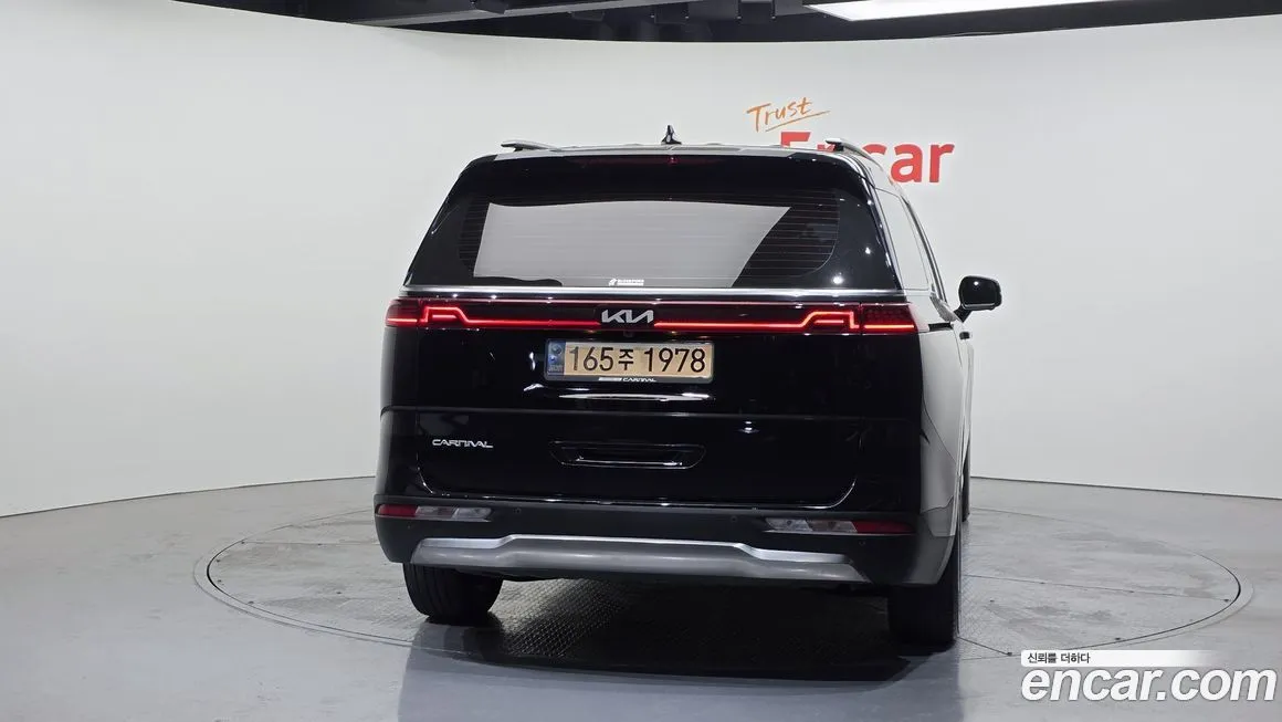 Kia Carnival 2023 из KR, фото 8