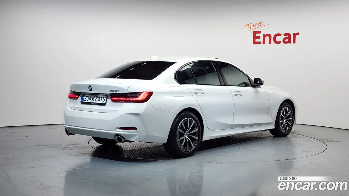 BMW 3-Series 2024 из KR, фото 6