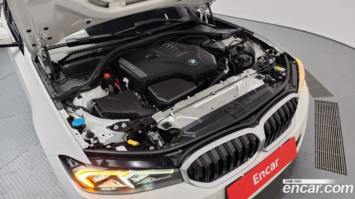 BMW 3-Series 2024 из KR, фото 9