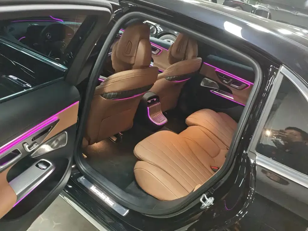 Mercedes-Benz E-Class 2025 из CN, фото 7