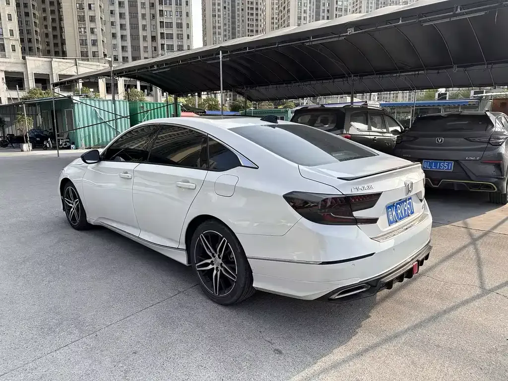 Honda Accord 2022 из CN, фото 8