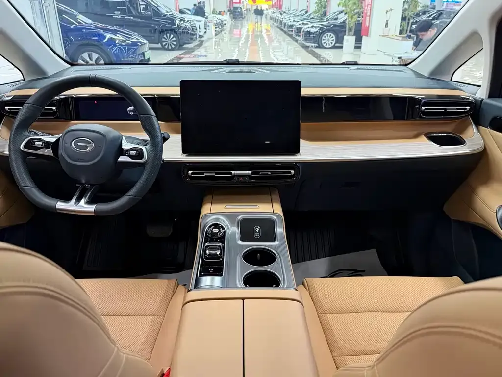 GAC Motor Trumpchi E8 — фото 3