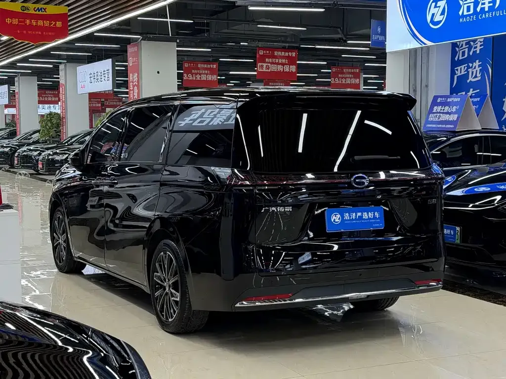 GAC Motor Trumpchi E8 — фото 8