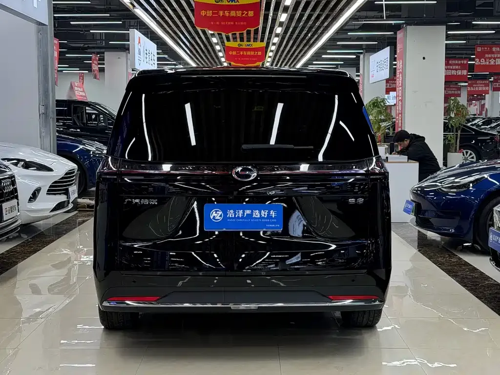 GAC Motor Trumpchi E8 — фото 2