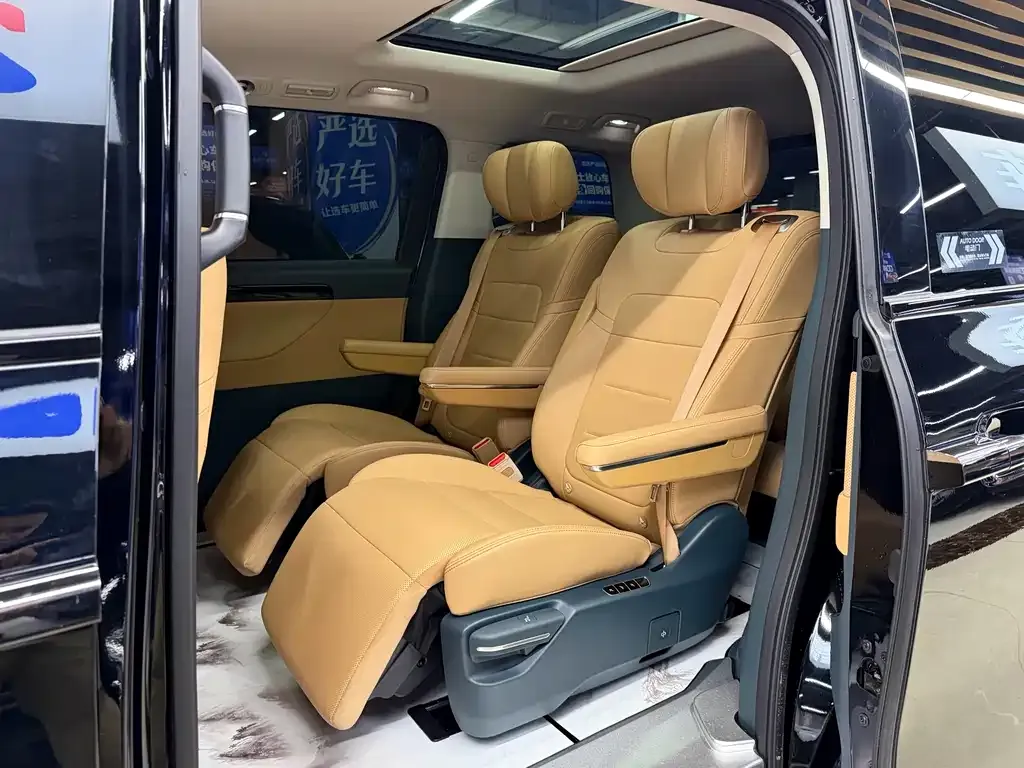 GAC Motor Trumpchi E8 — фото 4