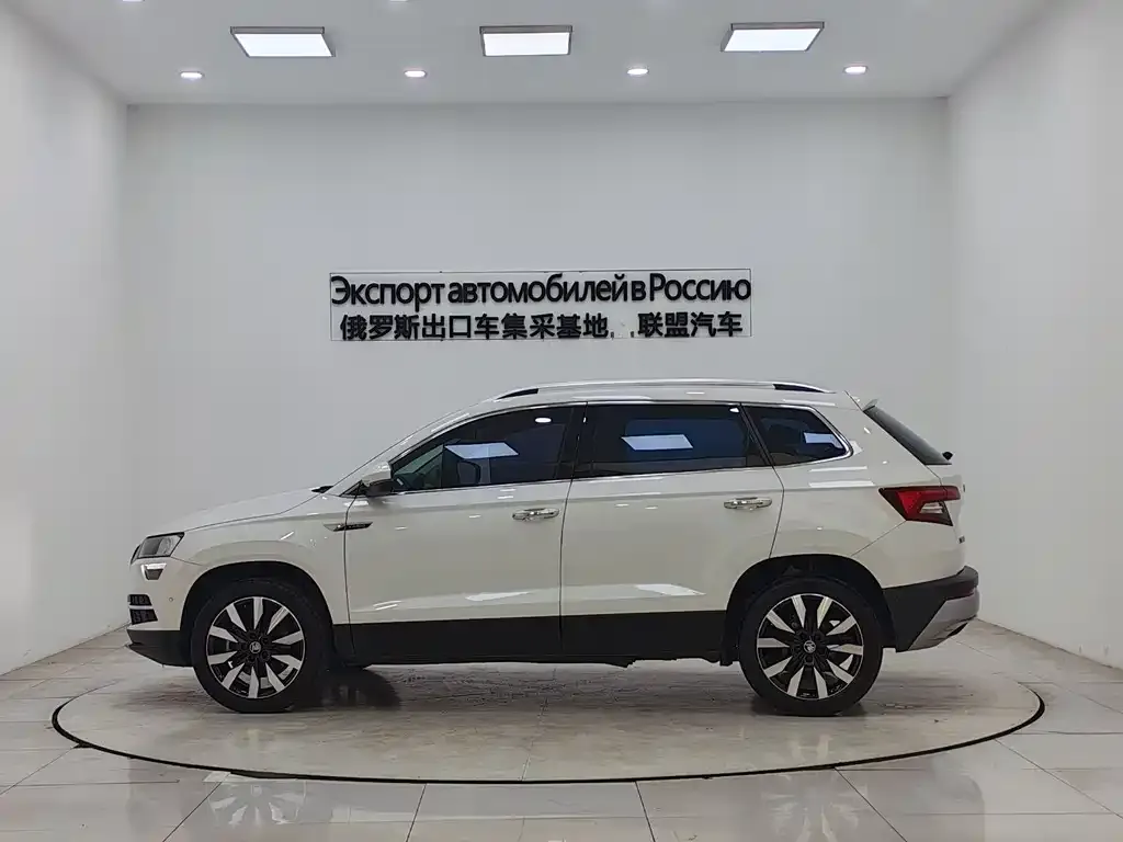 Skoda Karoq — фото 9