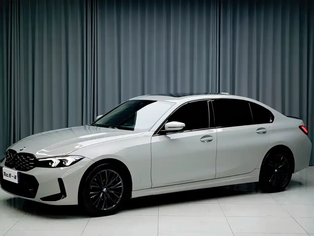 BMW 3 Series 2024 из CN, фото 1