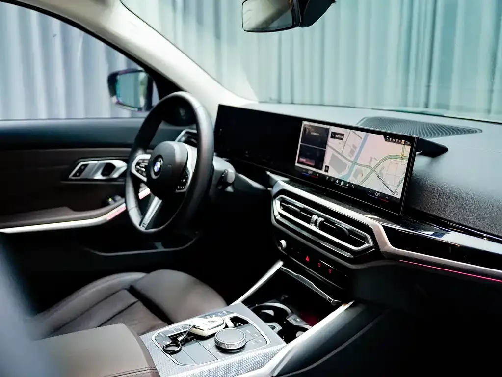 BMW 3 Series 2024 из CN, фото 6