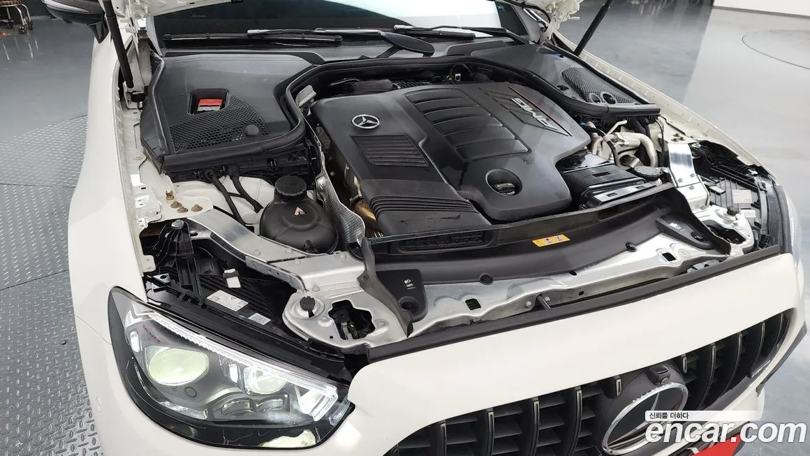 Mercedes-Benz E-Class 2023 из KR, фото 9