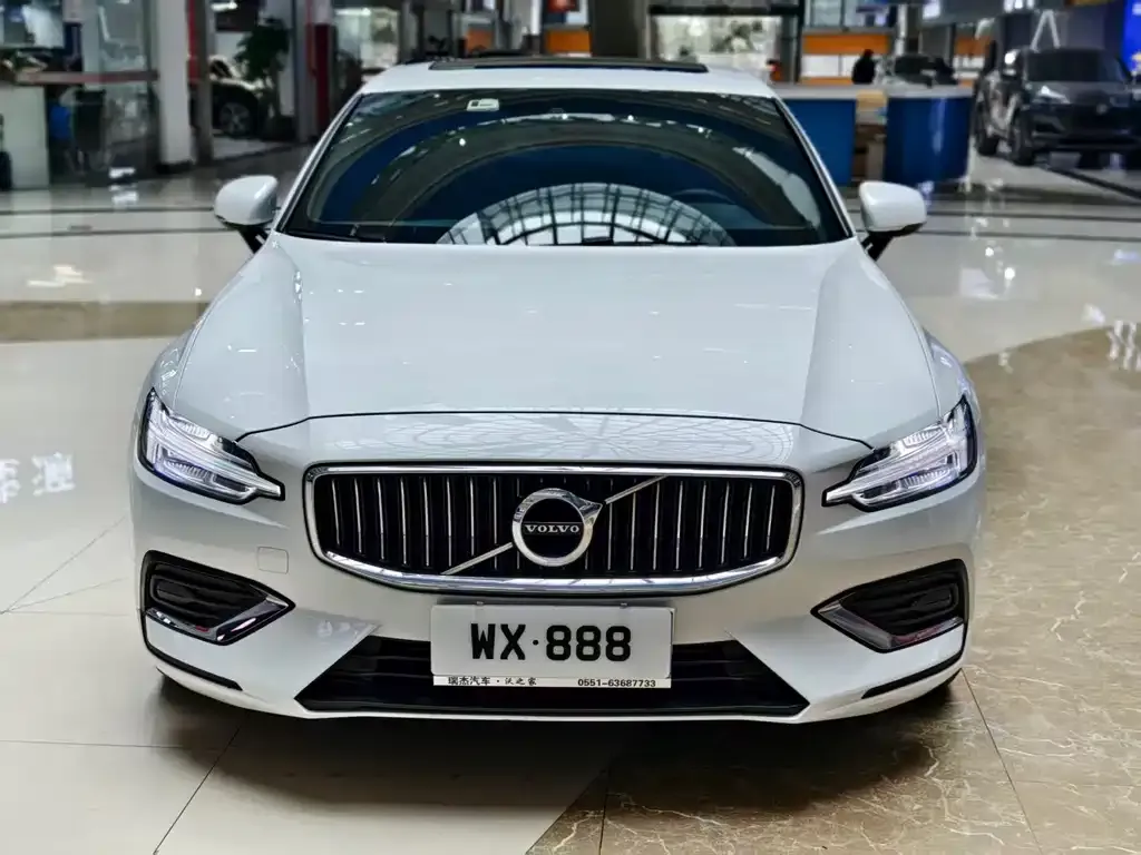 Volvo S60 2021 из CN, фото 9