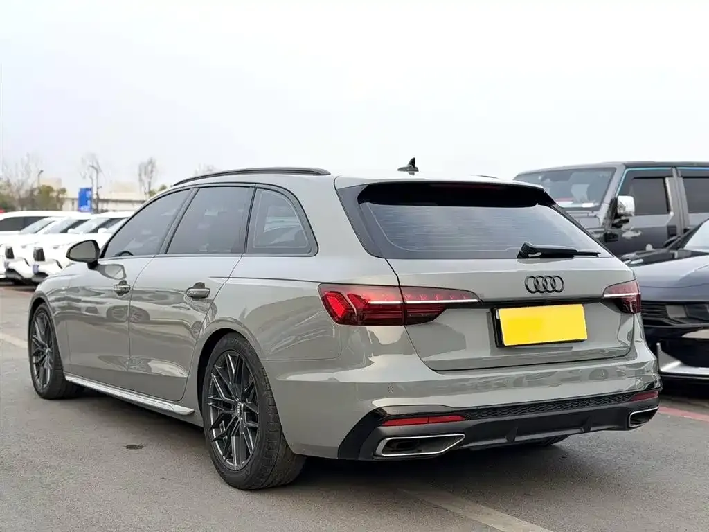 Audi A4 (Import) — фото 2