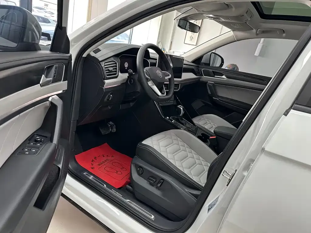 Volkswagen Tayron 2023 из CN, фото 3