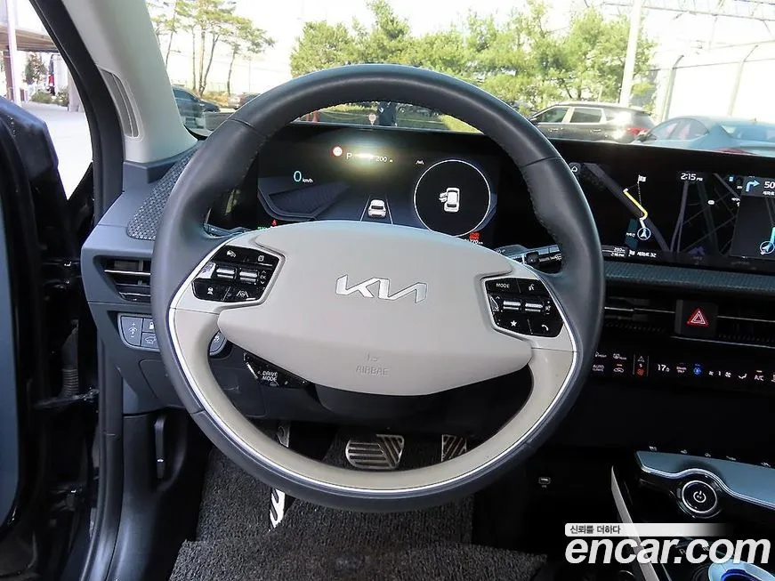 Kia EV6 — фото 7