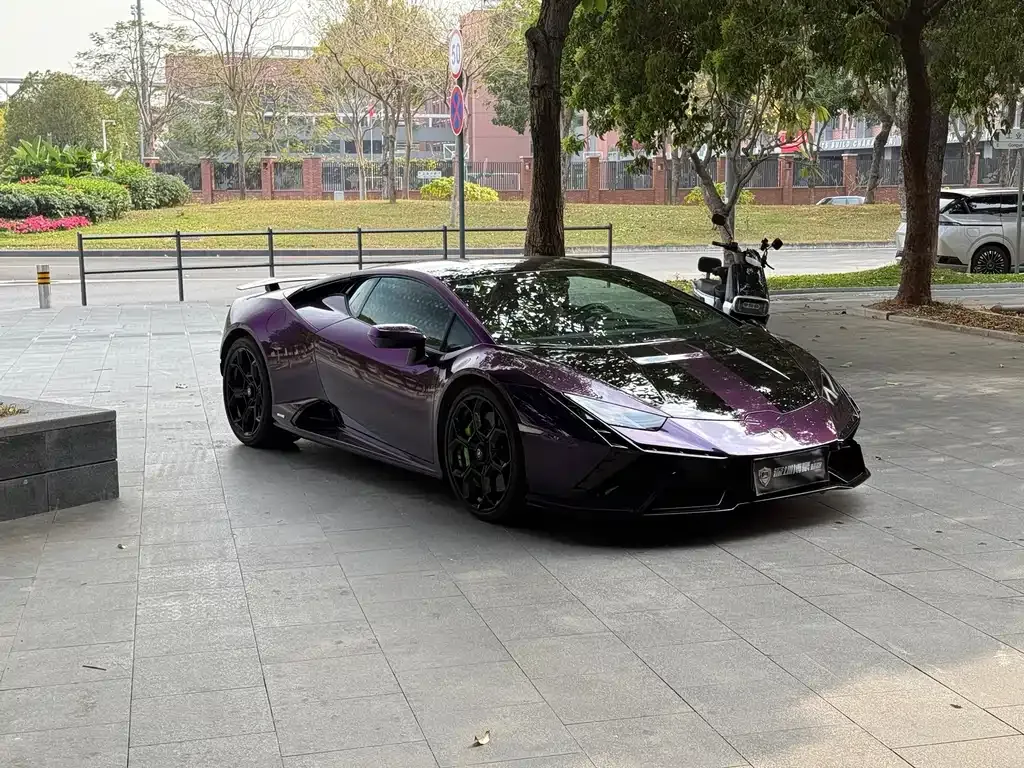 Lamborghini Huracan 2025 из CN, фото 5