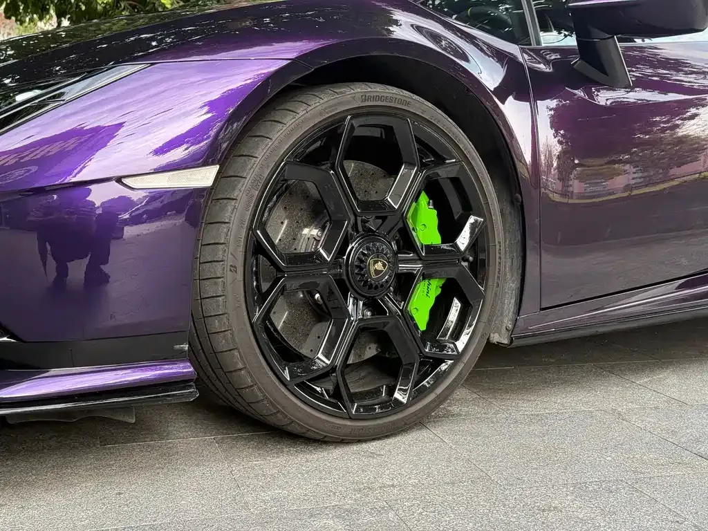 Lamborghini Huracan 2025 из CN, фото 8