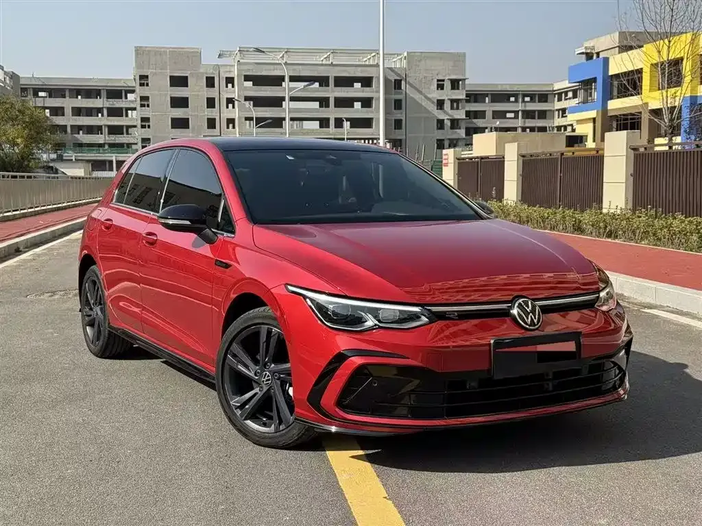 Volkswagen Golf 2022 из CN, фото 2