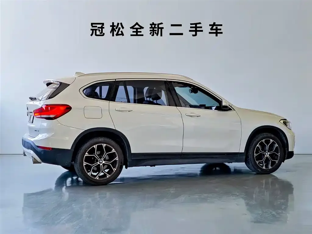 BMW X1 2021 из CN, фото 9