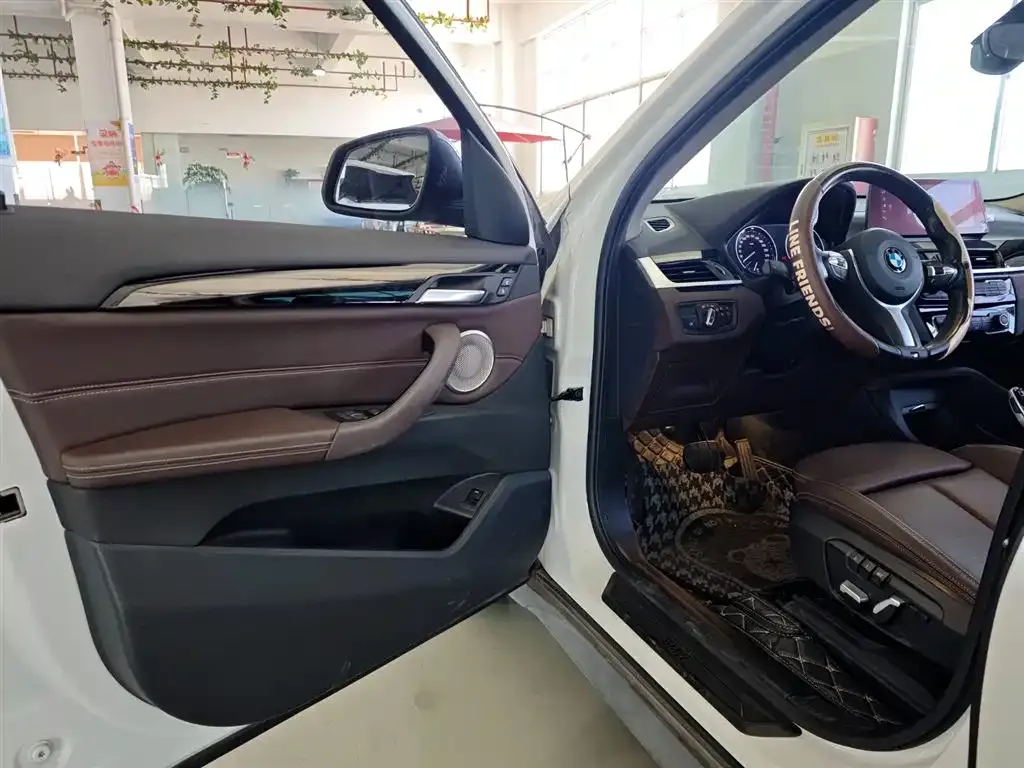 BMW X1 2021 из CN, фото 6